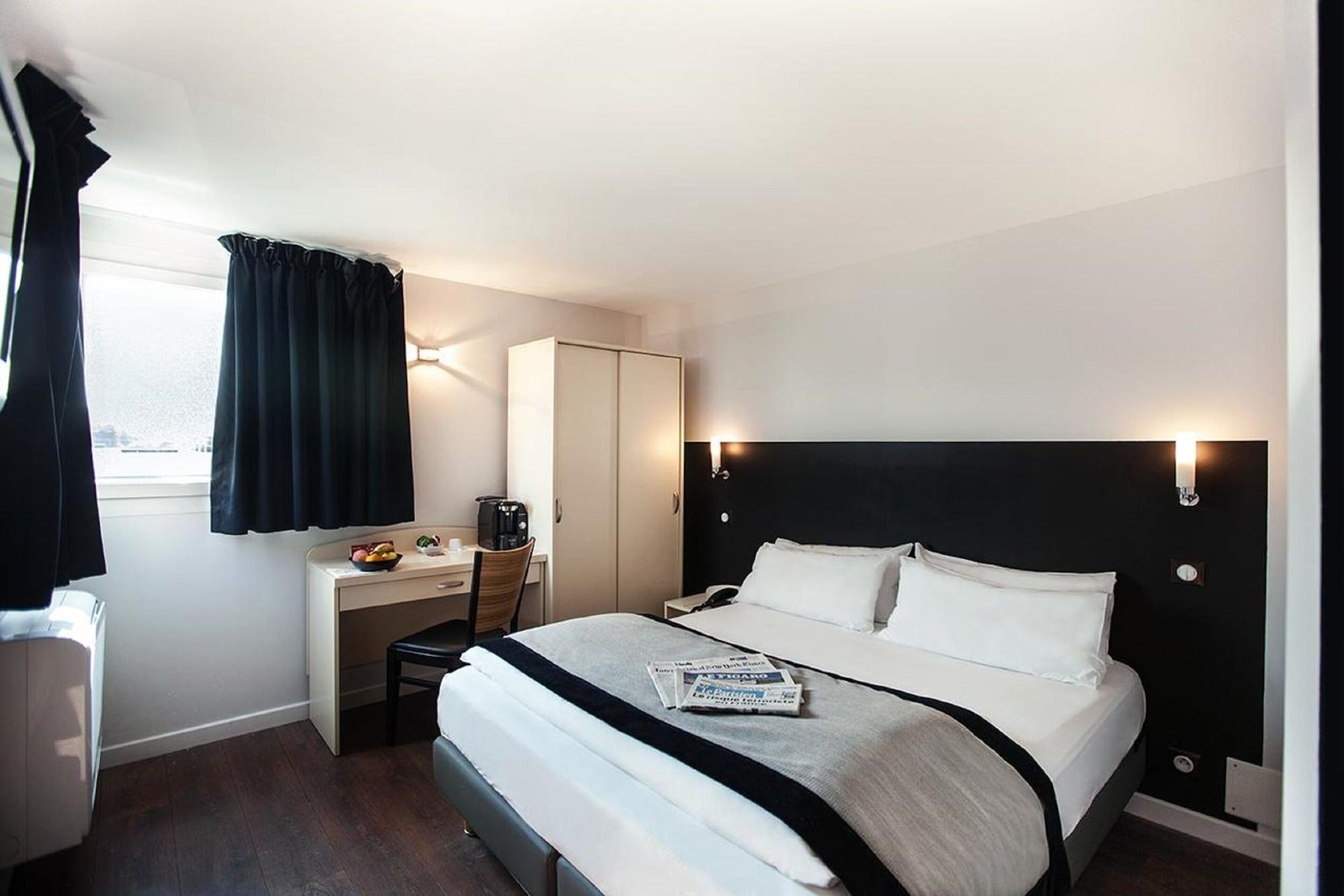 Hotel L'Amandier Nanterre Luaran gambar