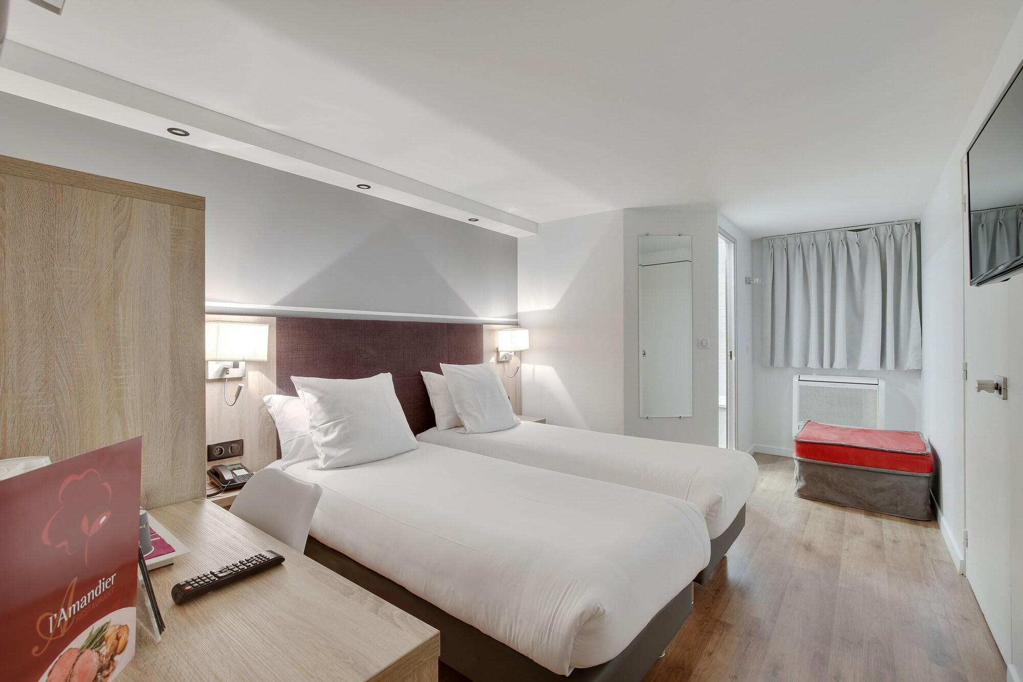 Hotel L'Amandier Nanterre Luaran gambar