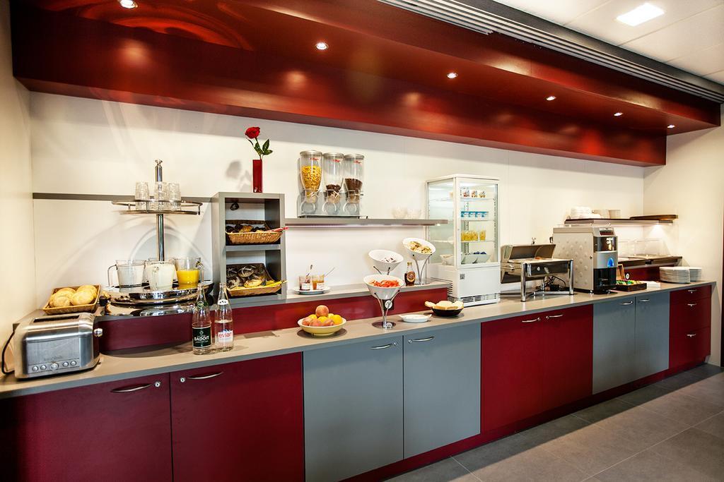 Hotel L'Amandier Nanterre Luaran gambar