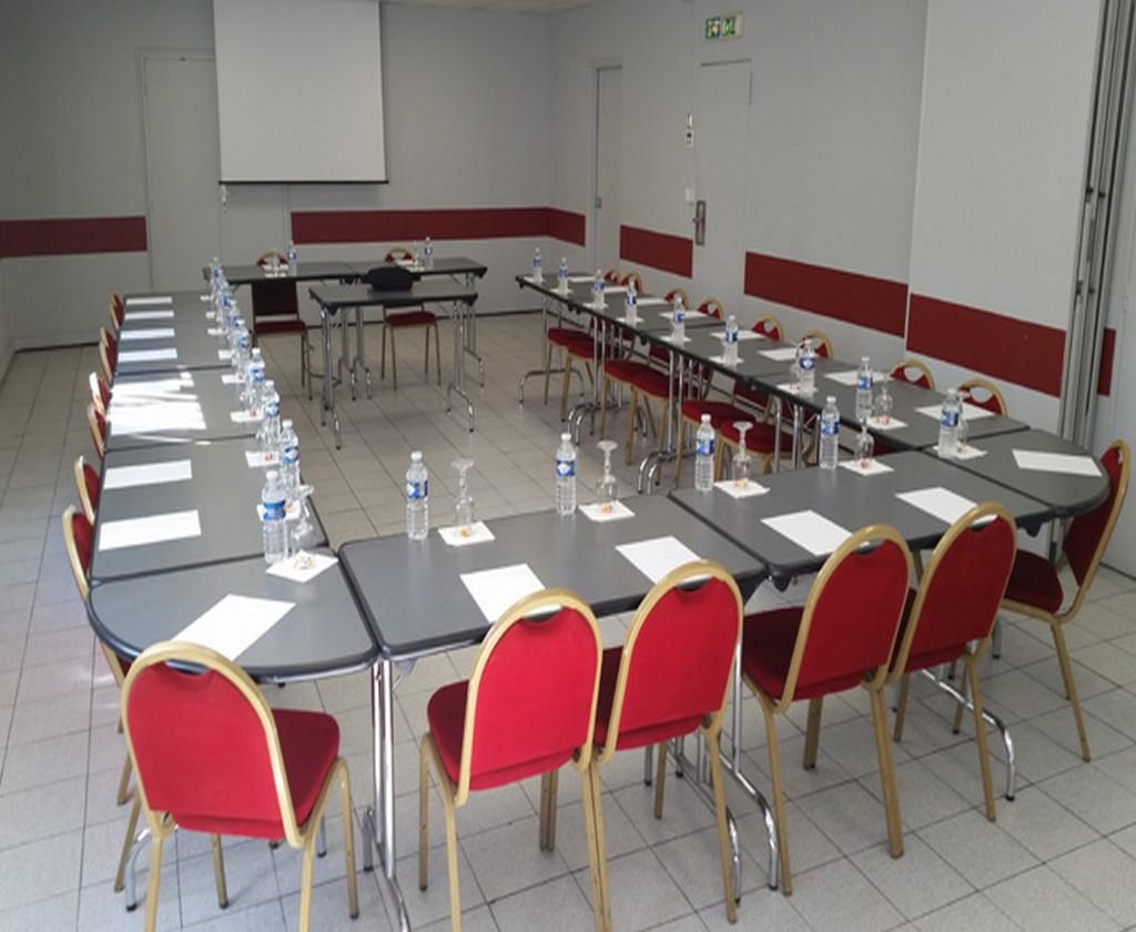 Hotel L'Amandier Nanterre Luaran gambar