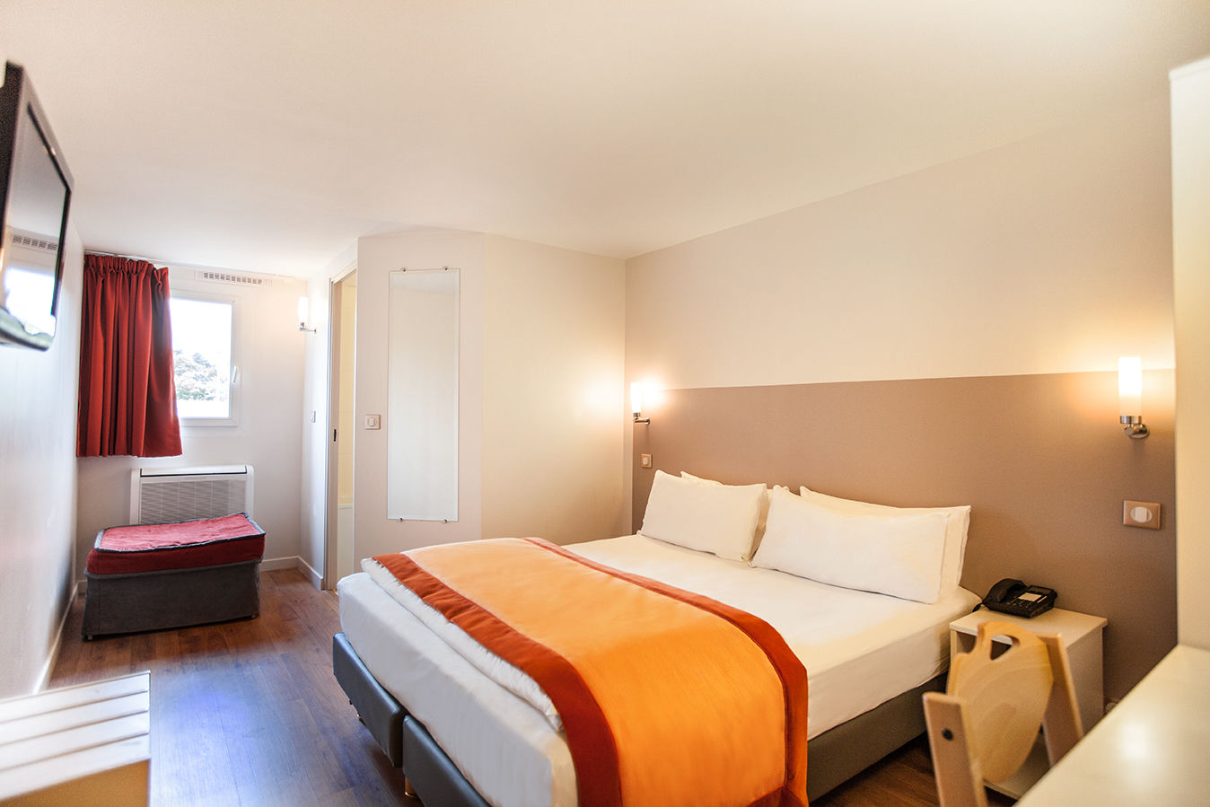 Hotel L'Amandier Nanterre Luaran gambar