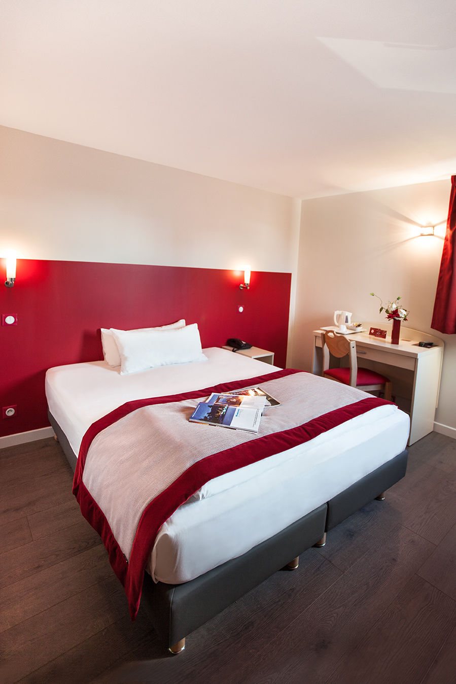 Hotel L'Amandier Nanterre Luaran gambar