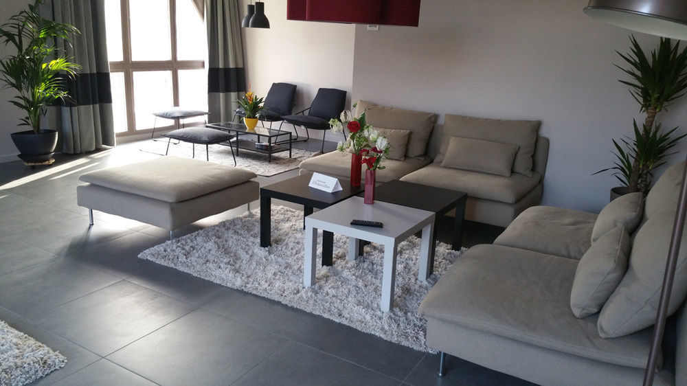 Hotel L'Amandier Nanterre Luaran gambar