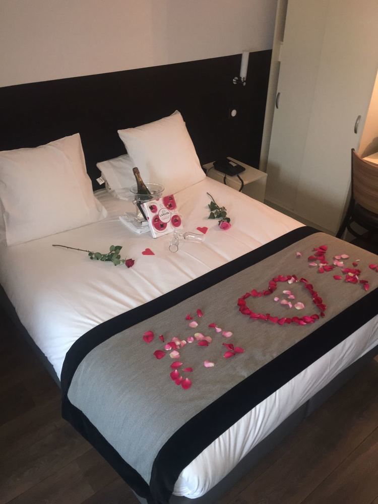 Hotel L'Amandier Nanterre Luaran gambar