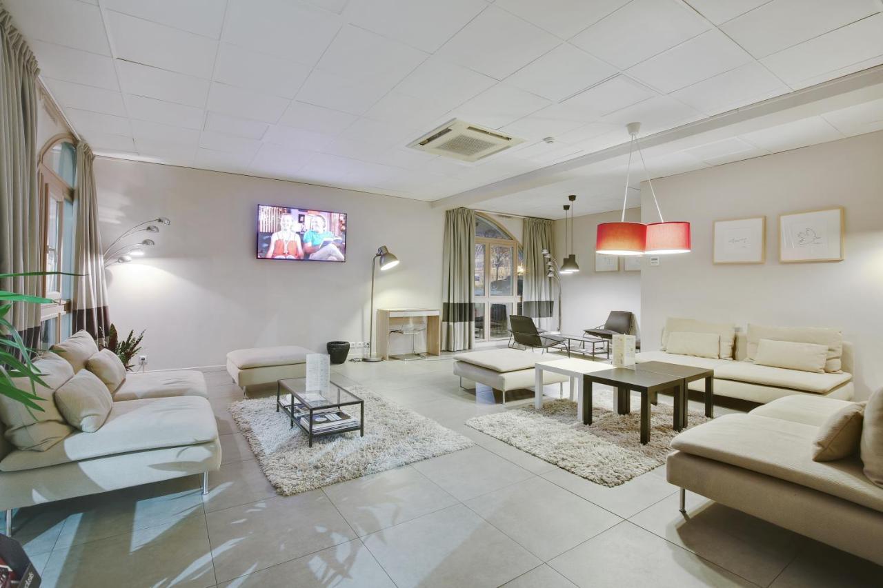 Hotel L'Amandier Nanterre Luaran gambar